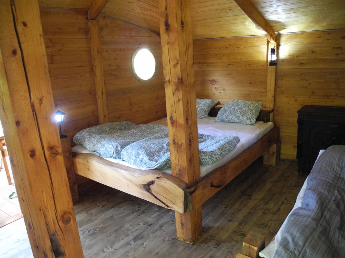 Bohutín Treehouse V Brdechヴィラ エクステリア 写真